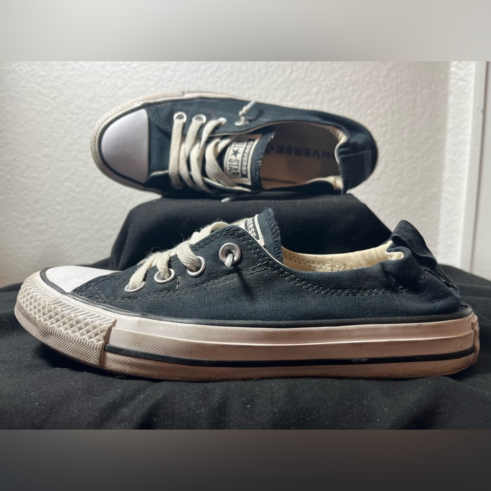 Converse Low Top Shoes - Black - Women’s Size 7